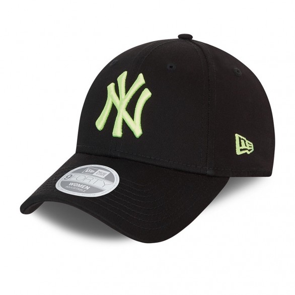 NY Yankees League Essential 9Forty