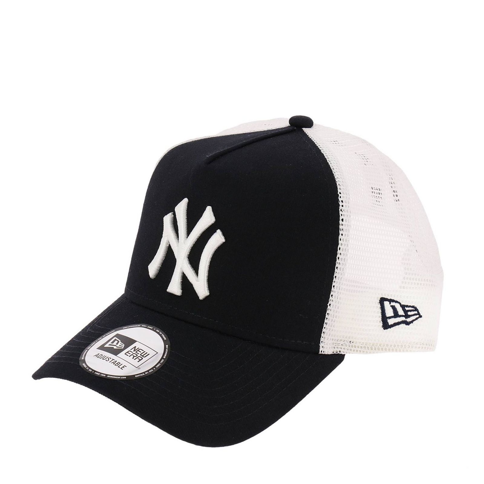 NY Yankees Clean Trucker