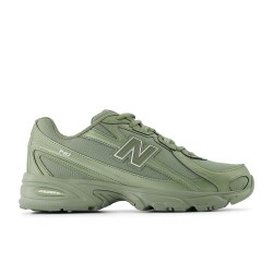 NEW BALANCE 740