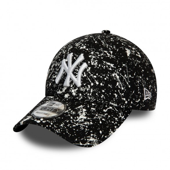 NY Yankees Painted Black 9Forty